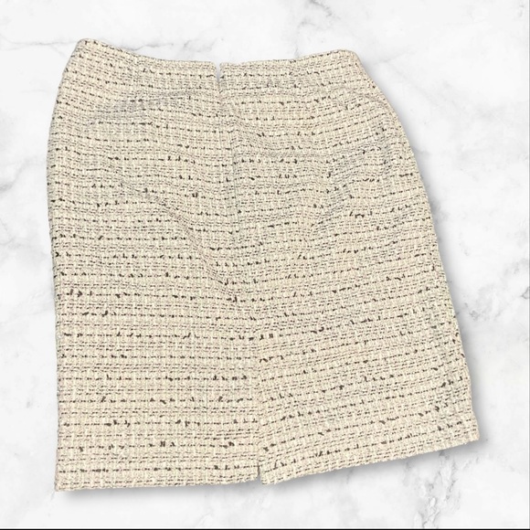 Karl Lagerfeld Monochrome Pencil Skirt - Picture 3 of 5